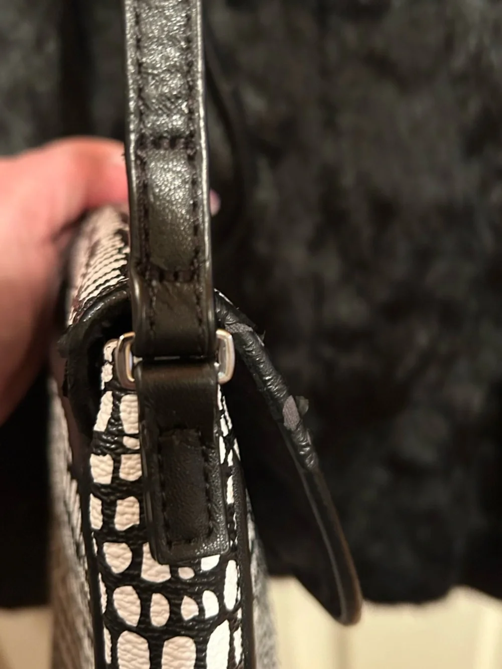 Vera Bradley Crossbody Bag in Midnight Snakeskin Black & White pattern. 7”x10”